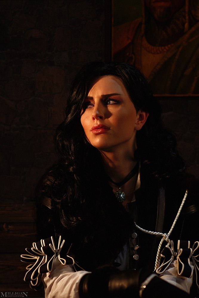 Косплей дня: две разных Йеннифэр из The Witcher 3. Какую выберете вы? - Изображение 15 Косплей дня: две разных Йеннифэр из The Witcher 3. Какую выберете вы? - Изображение 15