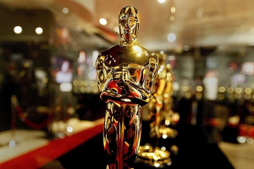 Художник показал стильные арт-постеры номинантов на «Оскар-2021» за «Лучший фильм»
