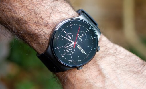 Представлены Huawei Watch GT 2 Pro — флагманские смарт-часы в титановом корпусе за 30 000 рублей