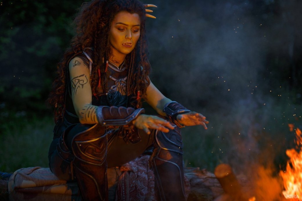 Косплей дня: молодой маг Кадгар и полуорчиха Гарона из фильма Warcraft. - Изображение 14