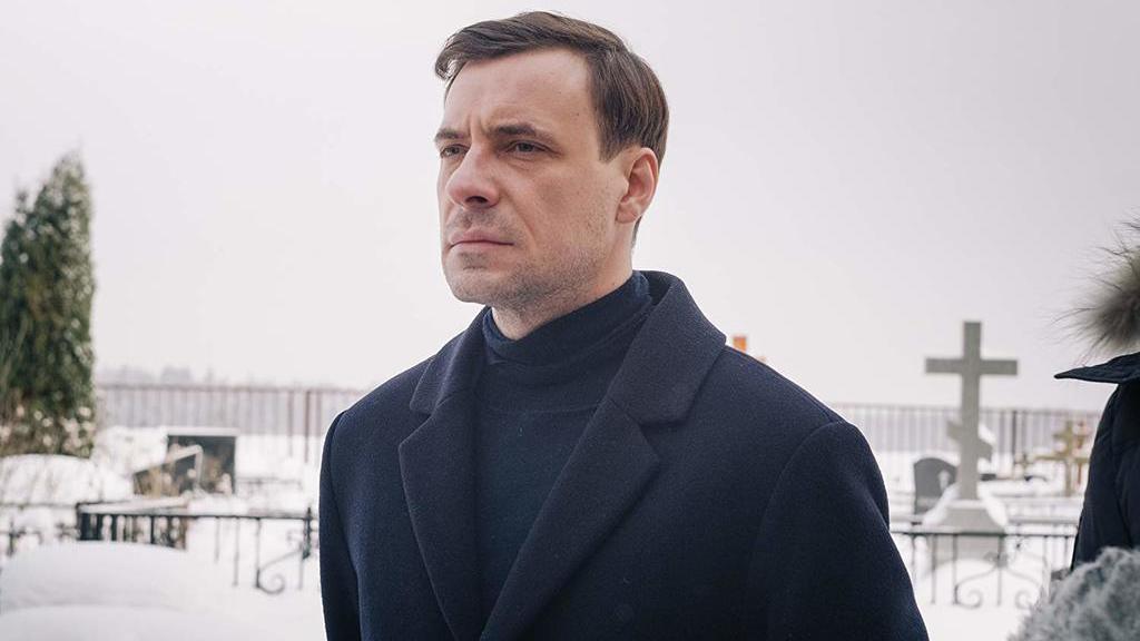 Рецензия на 1 сезон сериала "Мертвое озеро" с Евгением Цыгановым | Канобу Рецензия на 1 сезон сериала "Мертвое озеро" с Евгением Цыгановым | Канобу